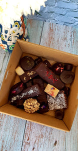 Raw Treat Box - Full Size Treats (Gluten Friendly*, Dairy Free, Refined Sugar Free, Vegan)